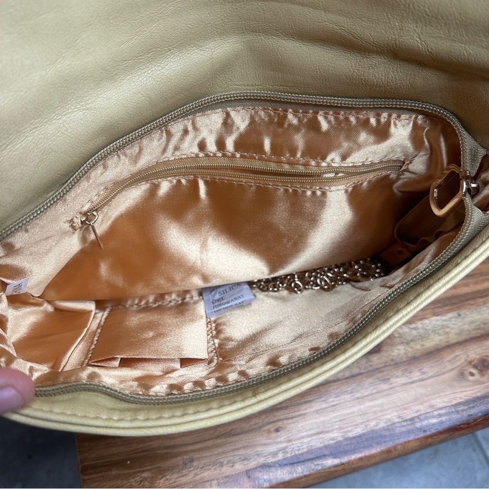 EUC Elegant Tan and Brown Women's Handbag with Gold Shoulder Chain Attachment - Picture 5 of 16